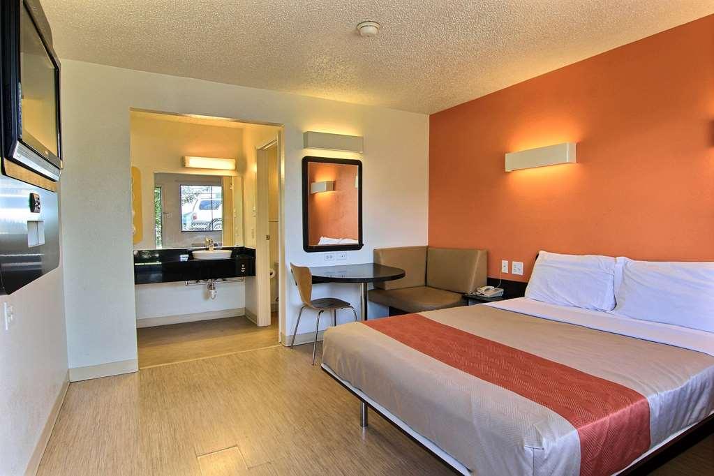 Motel 6-Swift Current, Sk Quarto foto